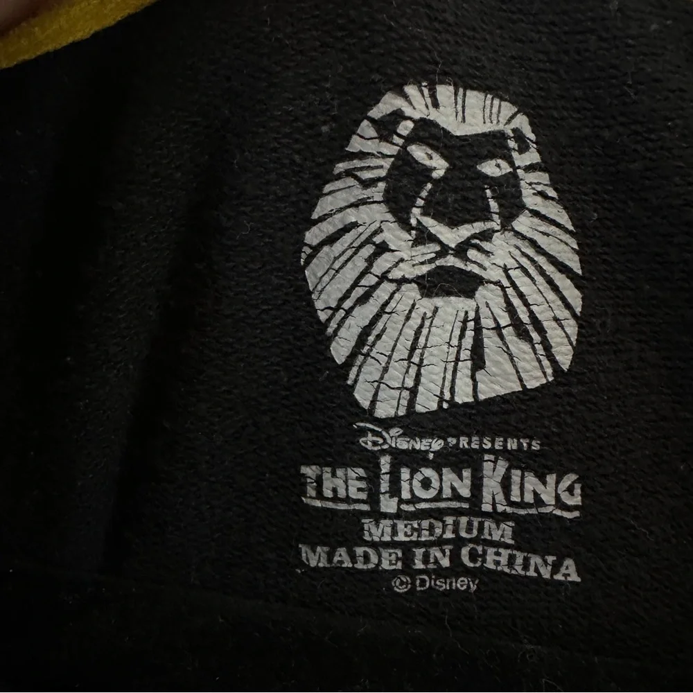 LION KING THE BROADWAY MUSICAL ROAR ZIP HOODIE SIZE‎ M BLACK